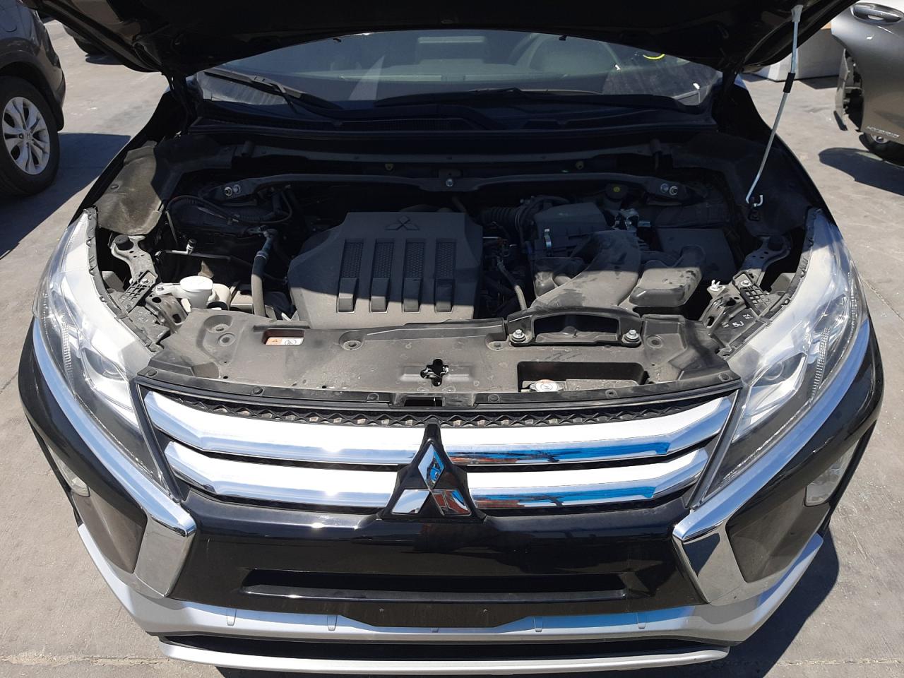 Photo 7 from auction – 2018 MITSUBISHI ECLIPSE CR with VIN JA4AT5AAXJZ041694
