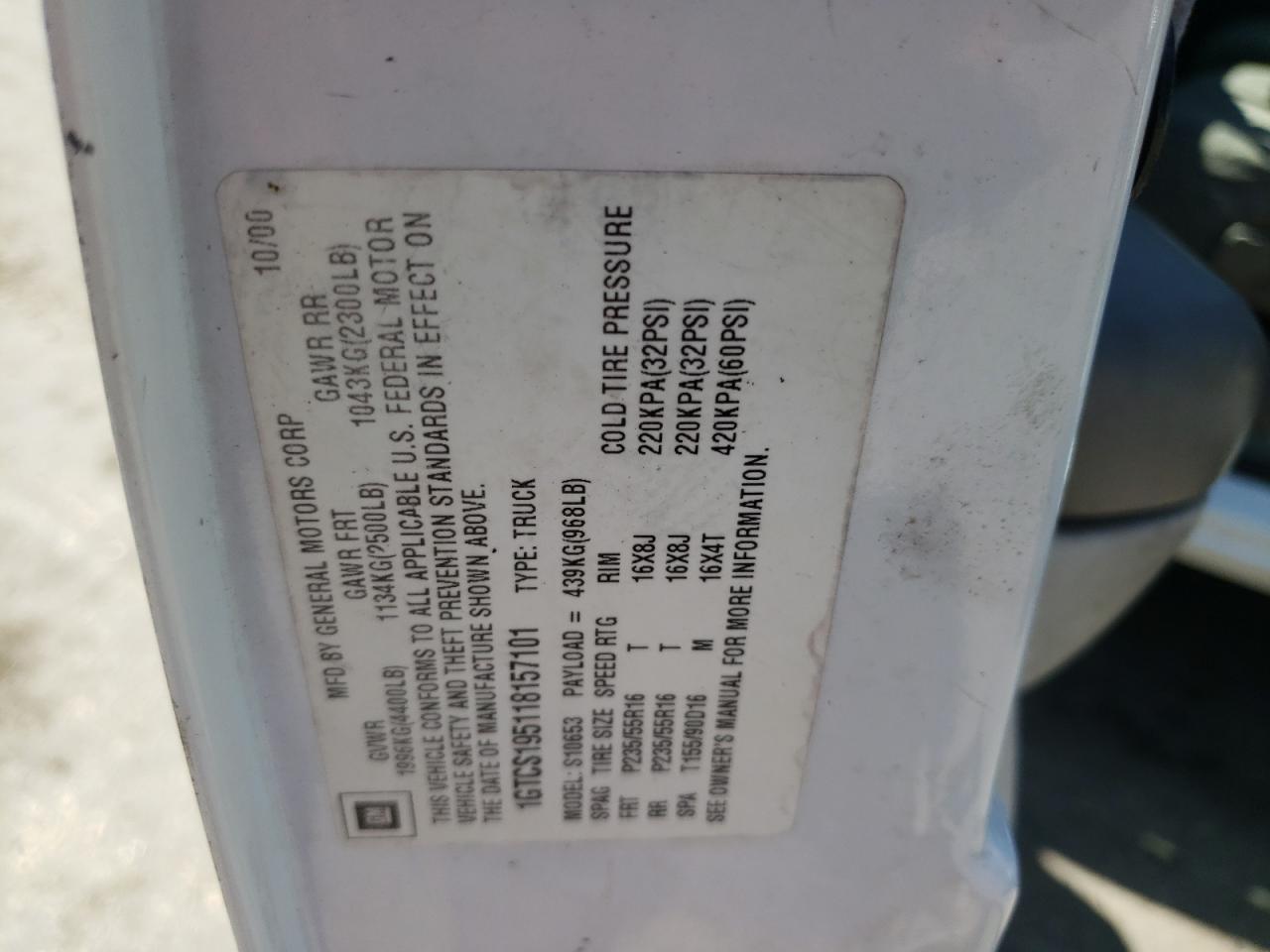 Photo 10 from auction – 2001 GMC SONOMA with VIN 1GTCS195118157101