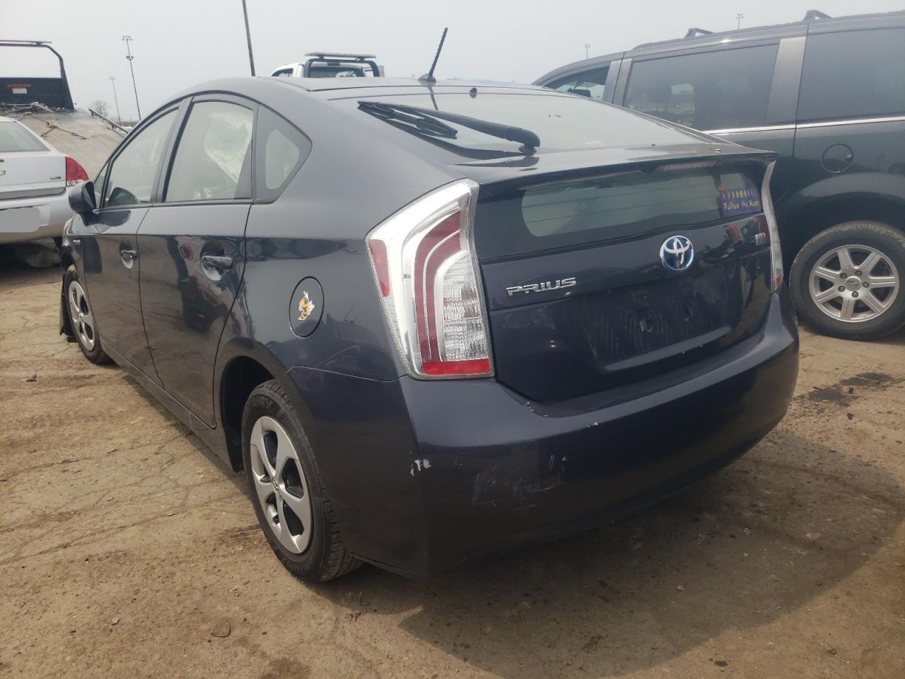 Photo 3 from auction – 2013 TOYOTA PRIUS with VIN JTDKN3DU9D5647692