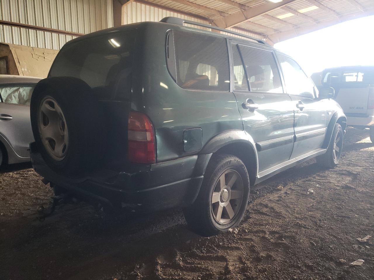 Photo 4 from auction – 2003 SUZUKI XL7 PLUS with VIN JS3TX92VX34104791