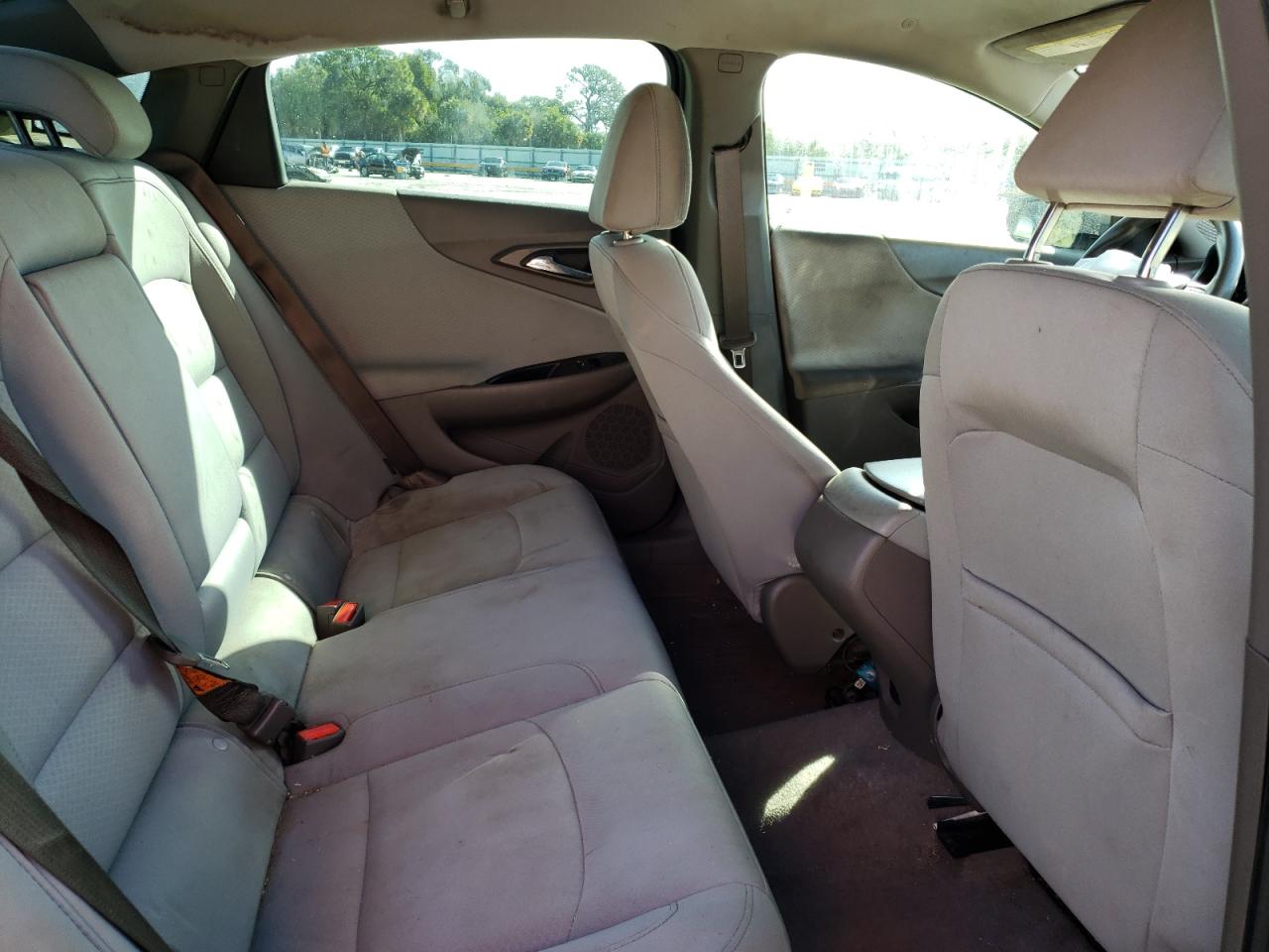 Photo 6 from auction – 2016 CHEVROLET MALIBU LS with VIN 1G1ZB5STXGF178357
