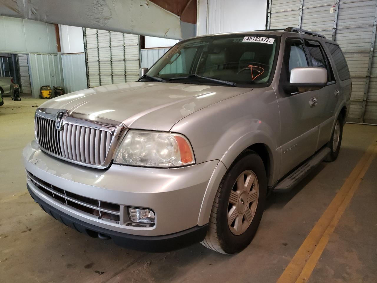 Photo 2 from auction – 2006 LINCOLN NAVIGATOR with VIN 5LMFU28516LJ18682
