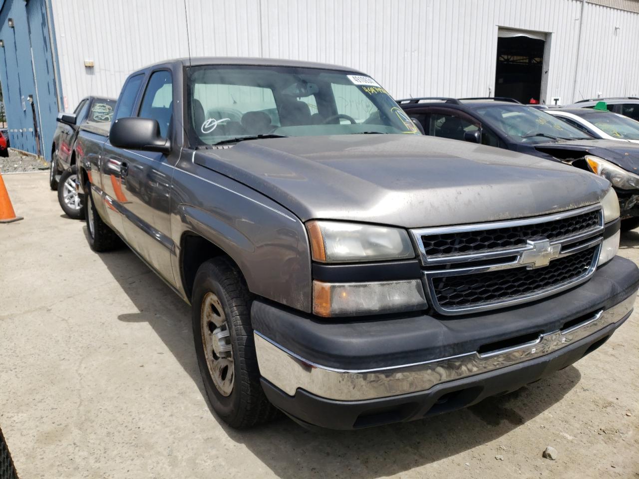 Photo 13 from auction – 2007 CHEVROLET SILVERADO with VIN 1GCEC19X97Z117181