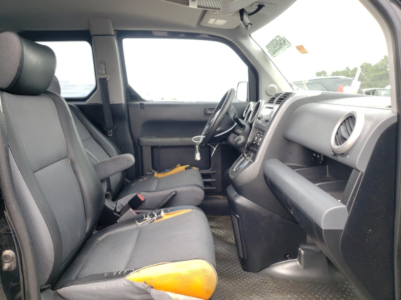 Photo 5 from auction – 2003 HONDA ELEMENT EX with VIN 5J6YH28543L017257