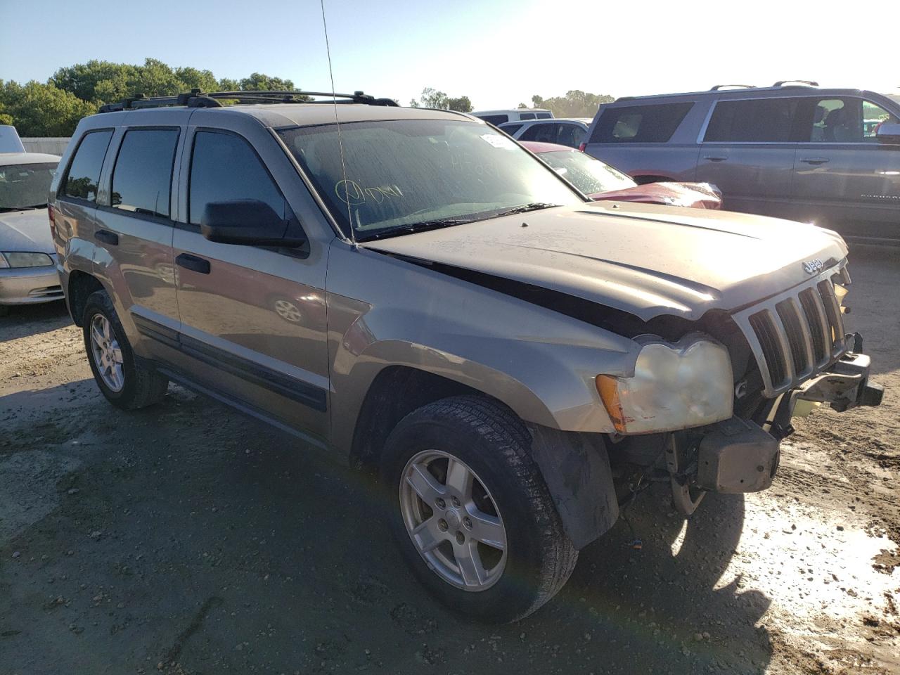 JEEP GRAND CHER 2005 with VIN 1J4HS48N75C583137 - Photo from auction