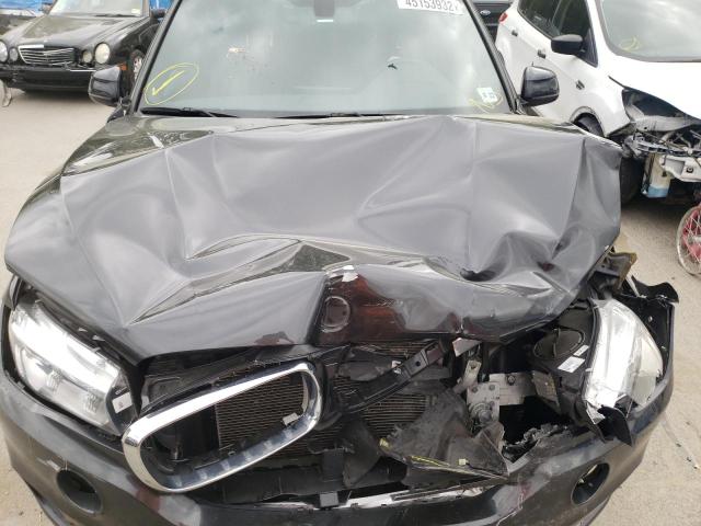 Photo 7 from auction – 2017 BMW X5 XDRIVE3 with VIN 5UXKR0C51H0V66751