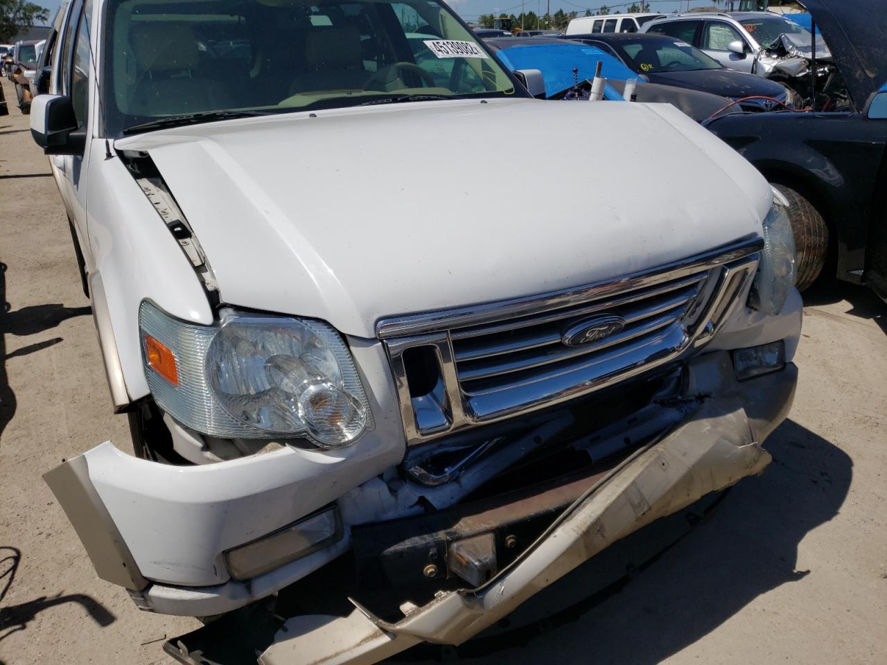 Photo 9 from auction – 2007 FORD EXPLORER E with VIN 1FMEU74E67UA86633