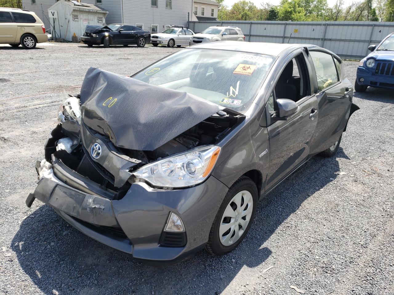 Photo 2 from auction – 2014 TOYOTA PRIUS C with VIN JTDKDTB32E1568760