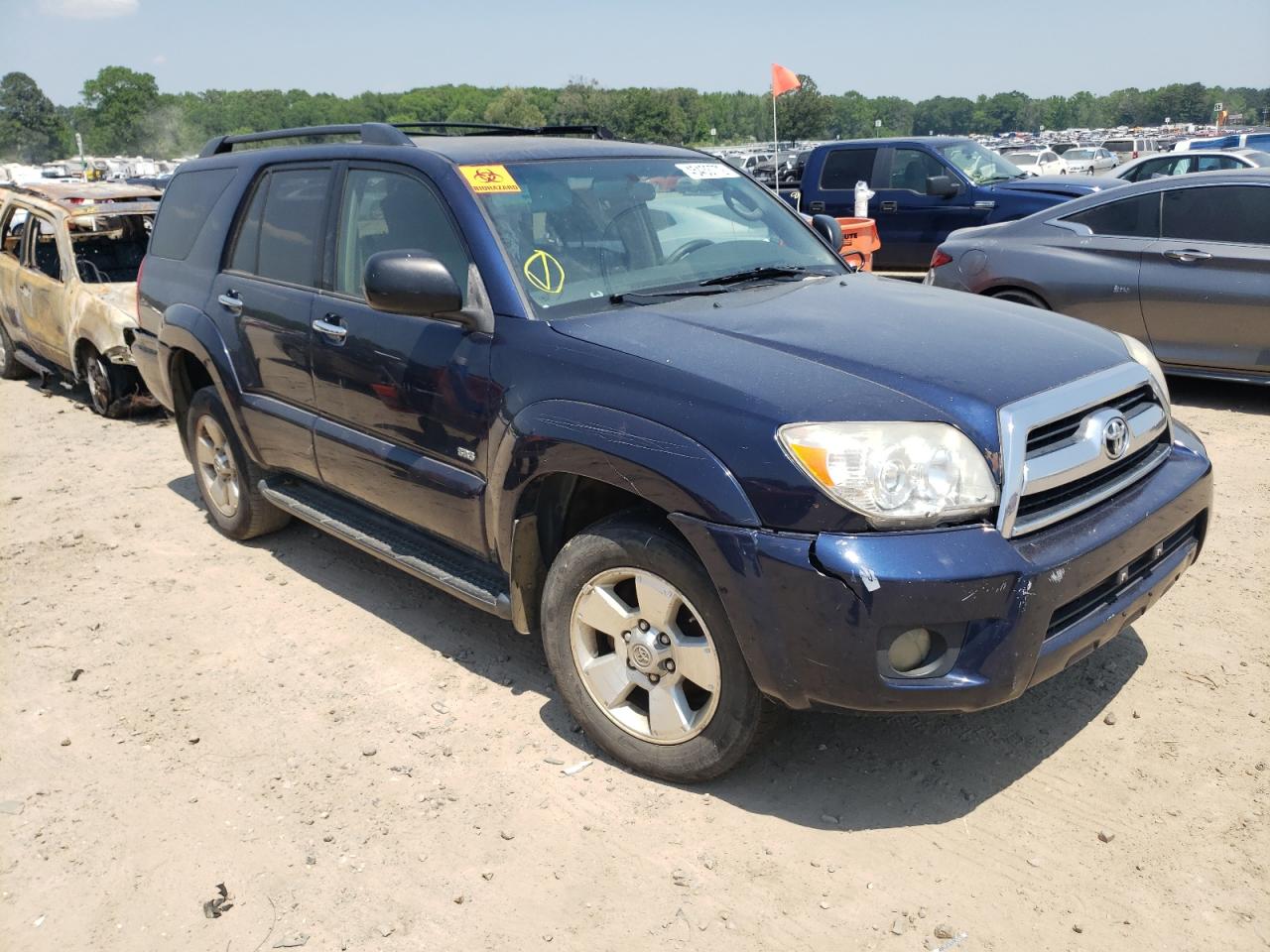 TOYOTA 4RUNNER SR 2007 with VIN JTEZU14RX70092170 - Photo from auction