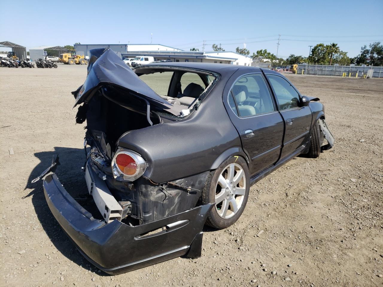 Photo 4 from auction – 2002 NISSAN MAXIMA with VIN JN1DA31D42T419300