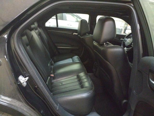 Photo 6 from auction – 2017 CHRYSLER 300 S with VIN 2C3CCAGG2HH585818