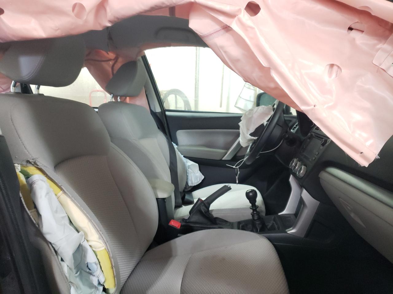 Photo 5 from auction – 2018 SUBARU FORESTER 2 with VIN JF2SJAAC7JG589353