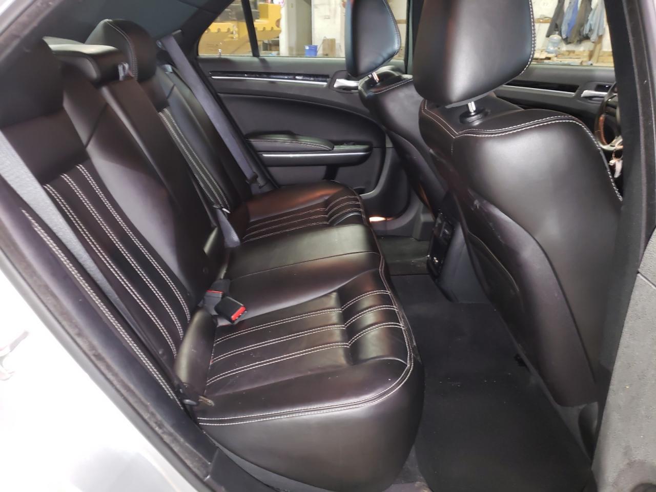 Photo 6 from auction – 2021 CHRYSLER 300 S with VIN 2C3CCABG4MH523726