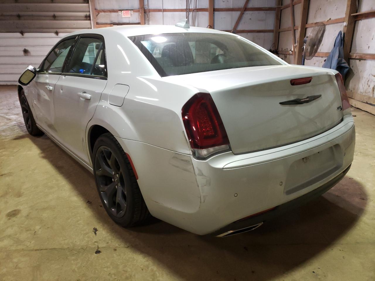 Photo 3 from auction – 2021 CHRYSLER 300 S with VIN 2C3CCABG4MH523726