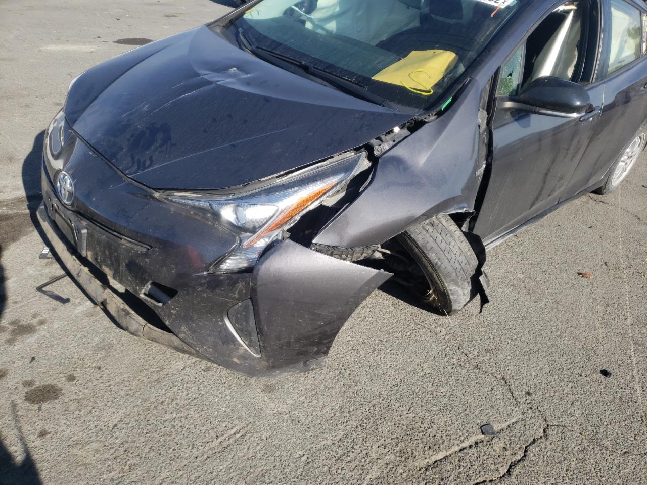 Photo 9 from auction – 2016 TOYOTA PRIUS with VIN JTDKARFU9G3505659