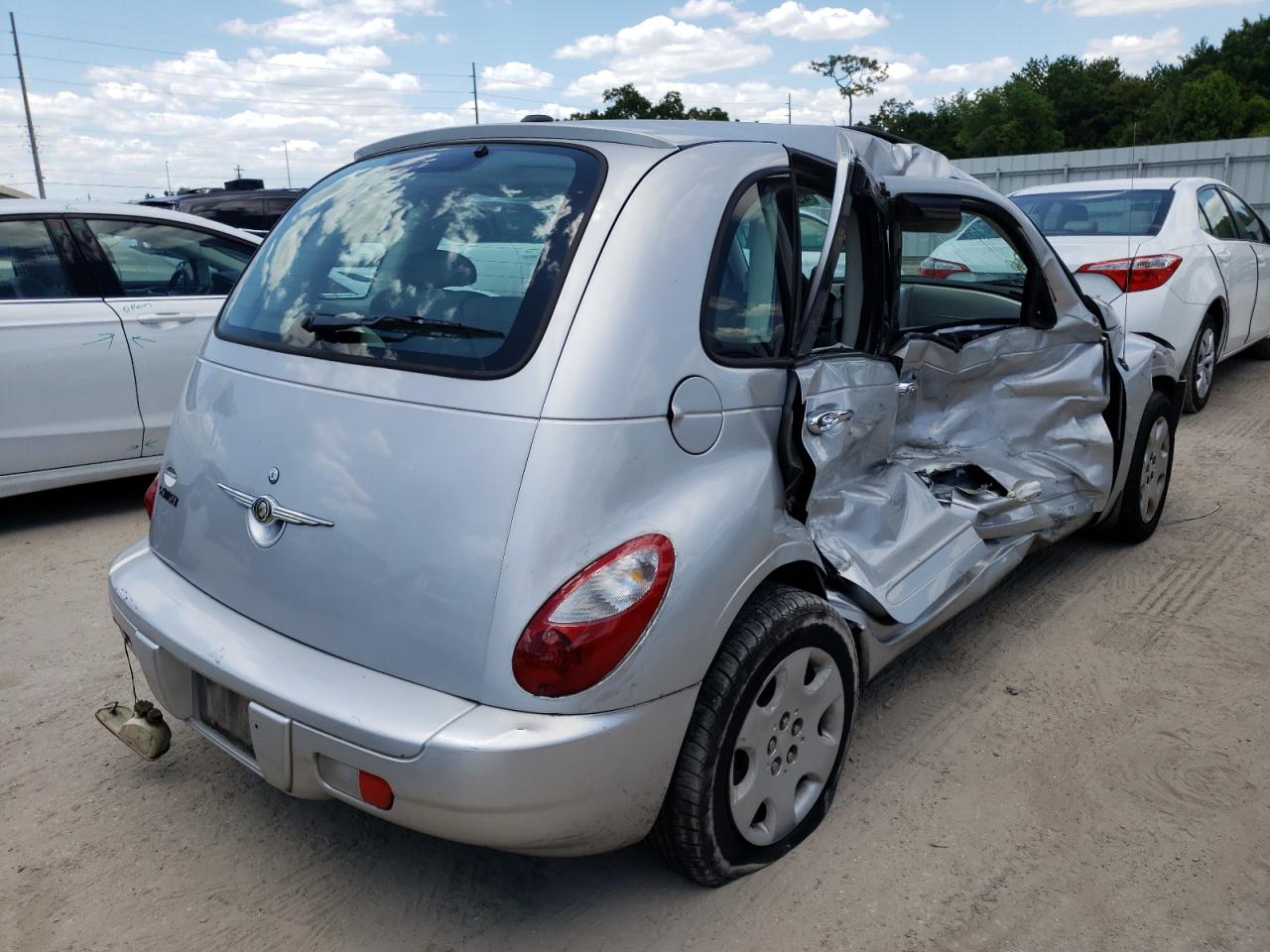 Photo 4 from auction – 2007 CHRYSLER PT CRUISER with VIN 3A4FY48B17T621836
