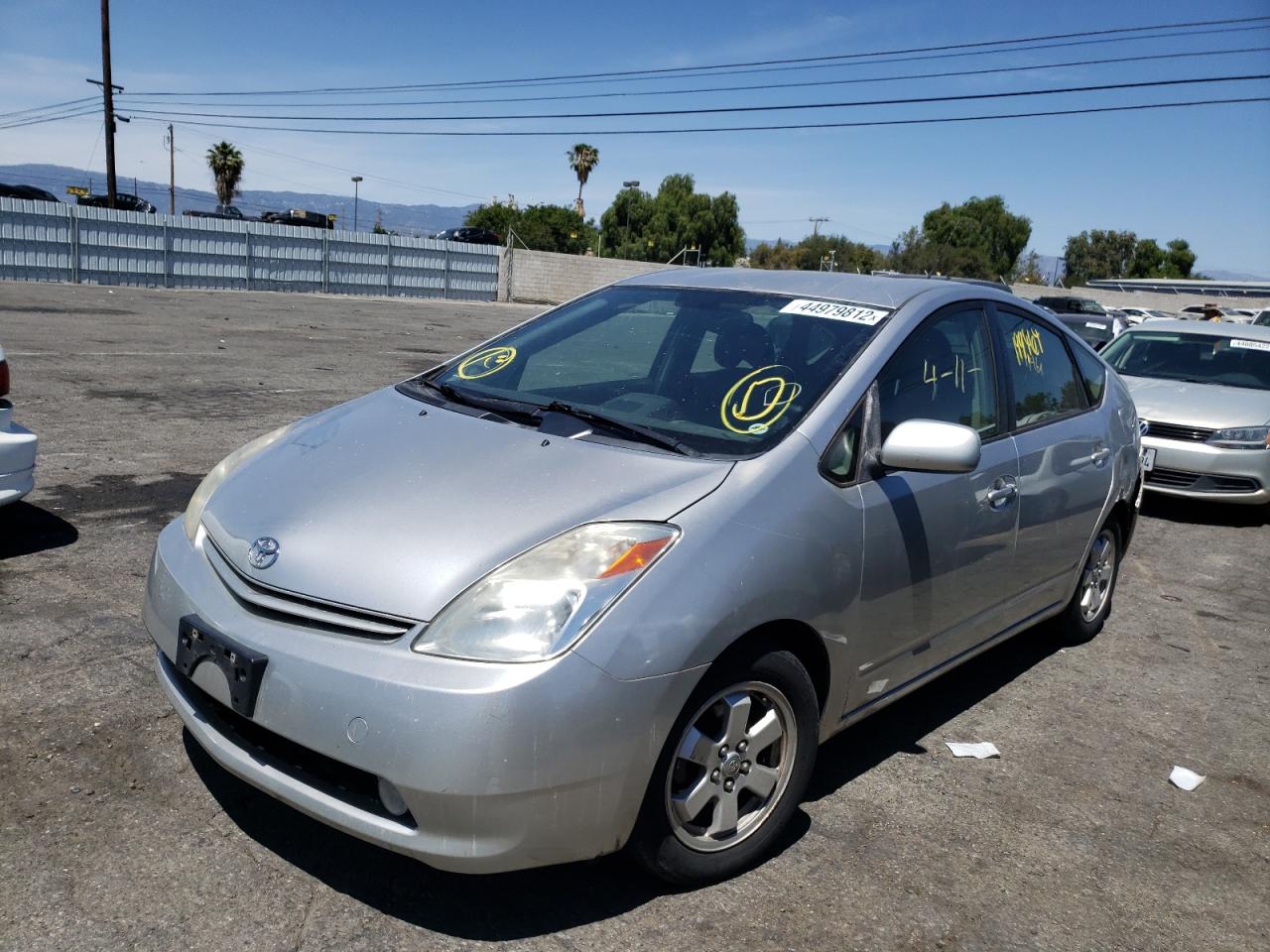 Photo 2 from auction – 2005 TOYOTA PRIUS with VIN JTDKB20U657013707