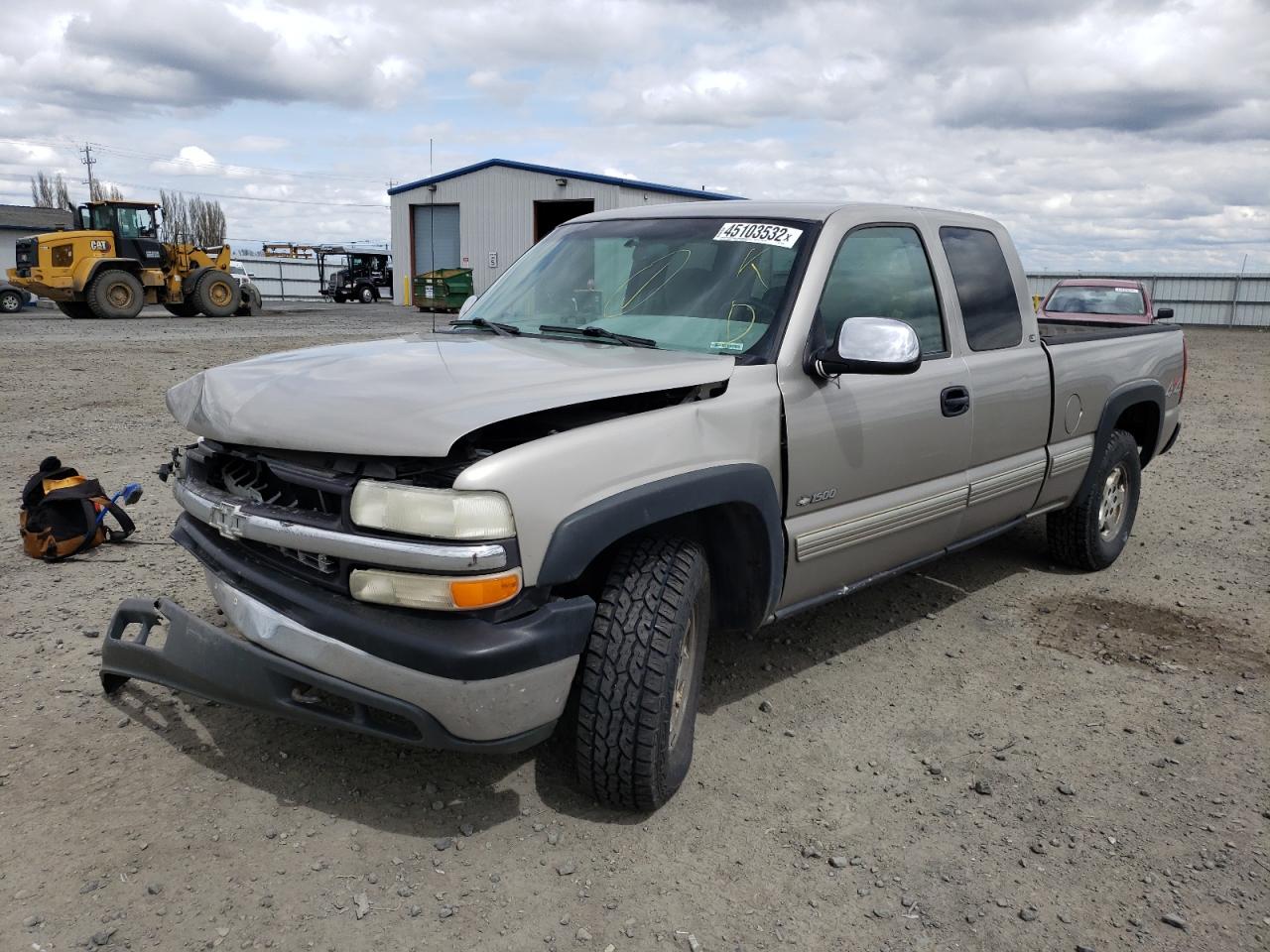 Photo 2 from auction – 1999 CHEVROLET SILVERADO with VIN 1GCEK19T6XE182190
