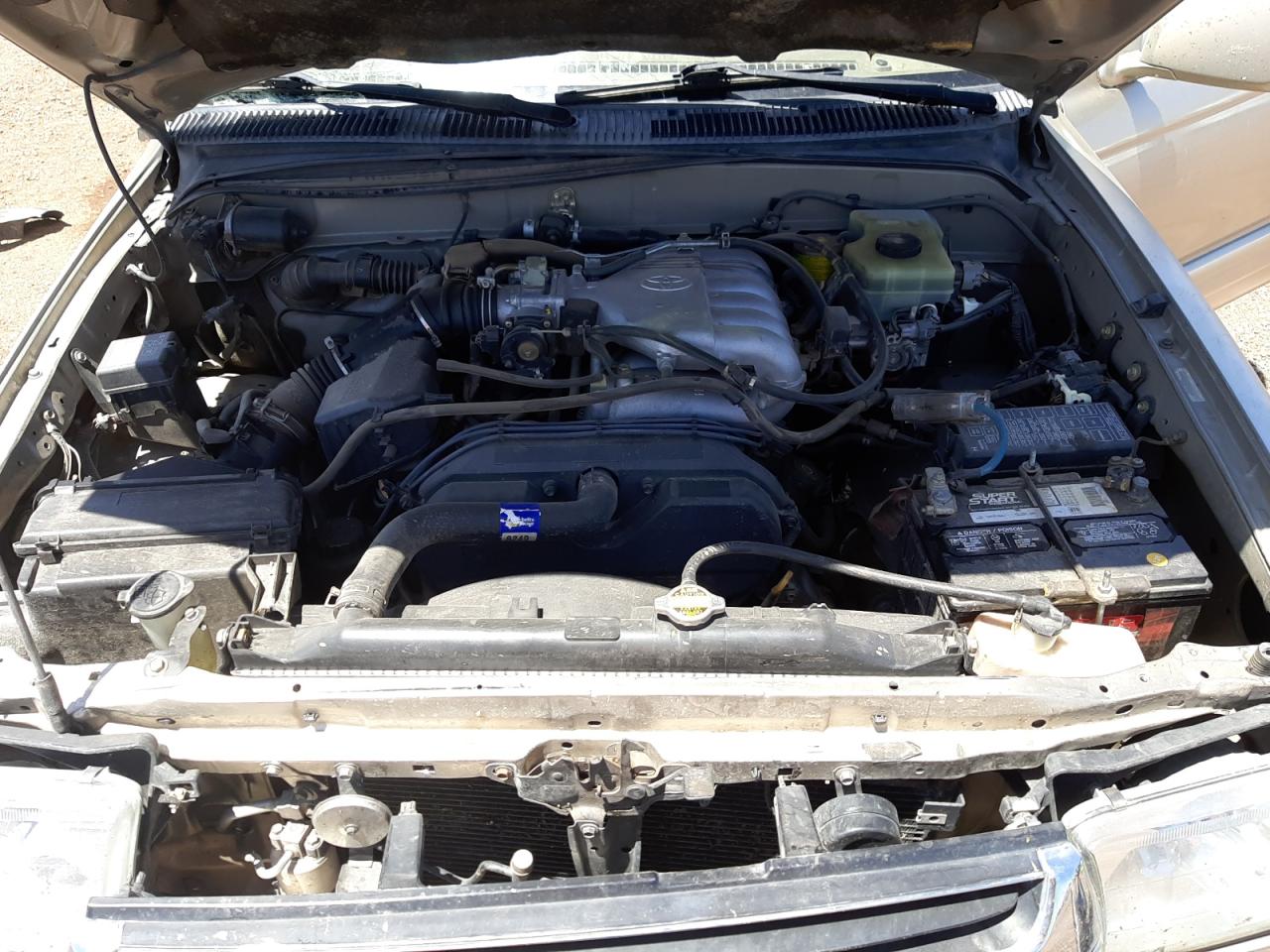 Photo 7 from auction – 2001 TOYOTA 4RUNNER LI with VIN JT3GN87R110183000