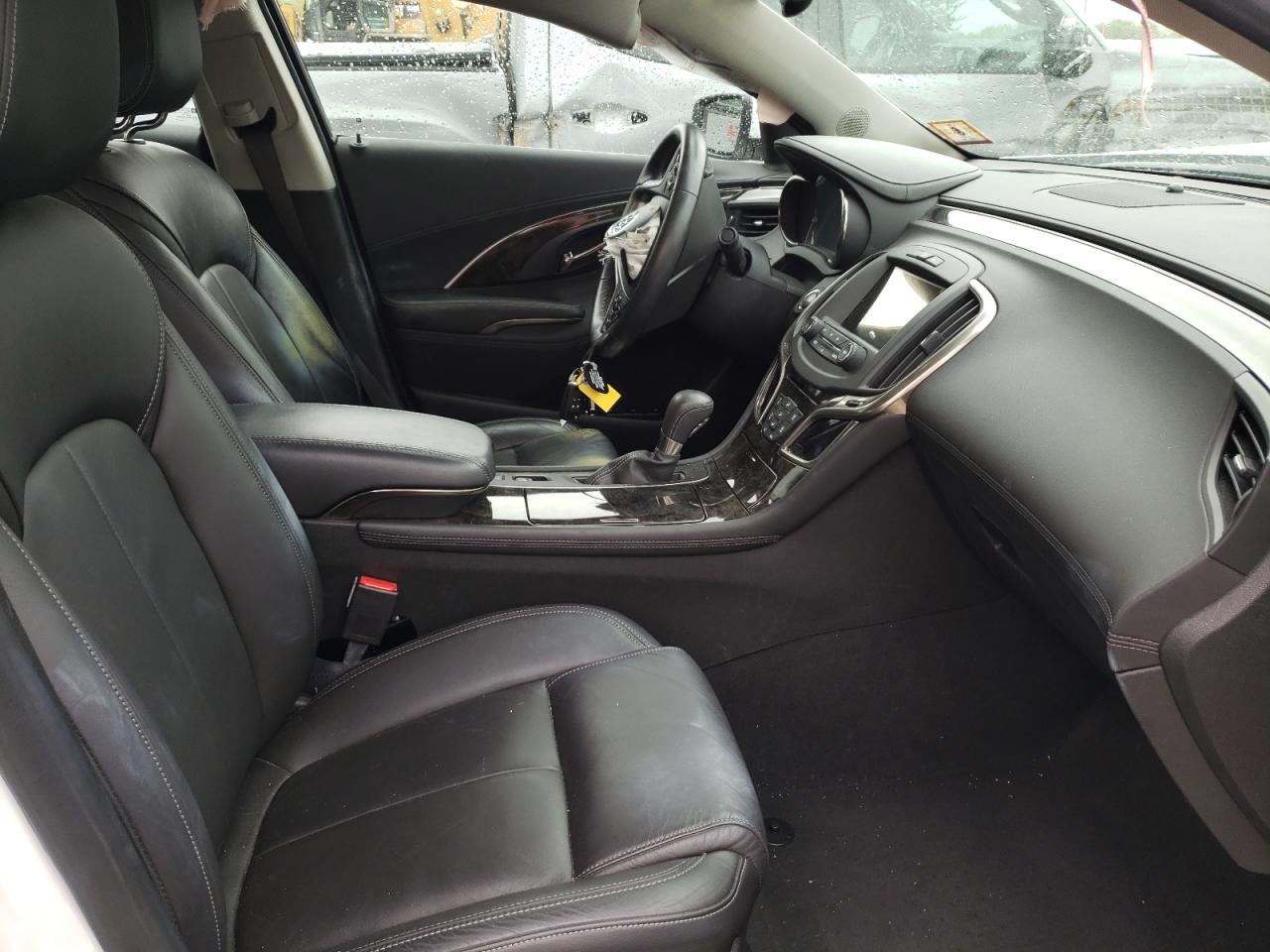 Photo 5 from auction – 2016 BUICK LACROSSE S with VIN 1G4G45G36GF273009