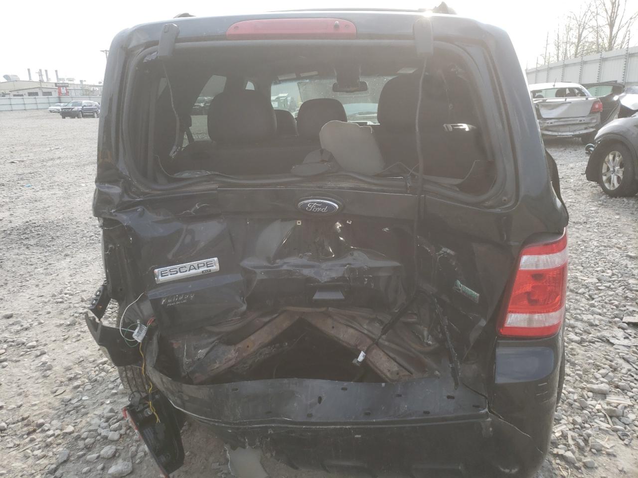 Photo 9 from auction – 2011 FORD ESCAPE XLT with VIN 1FMCU9DG2BKB51762