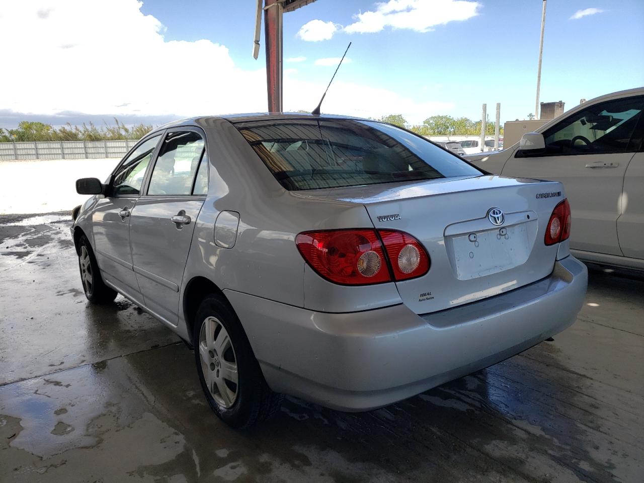 Photo 3 from auction – 2006 TOYOTA COROLLA CE with VIN 2T1BR32E16C702044