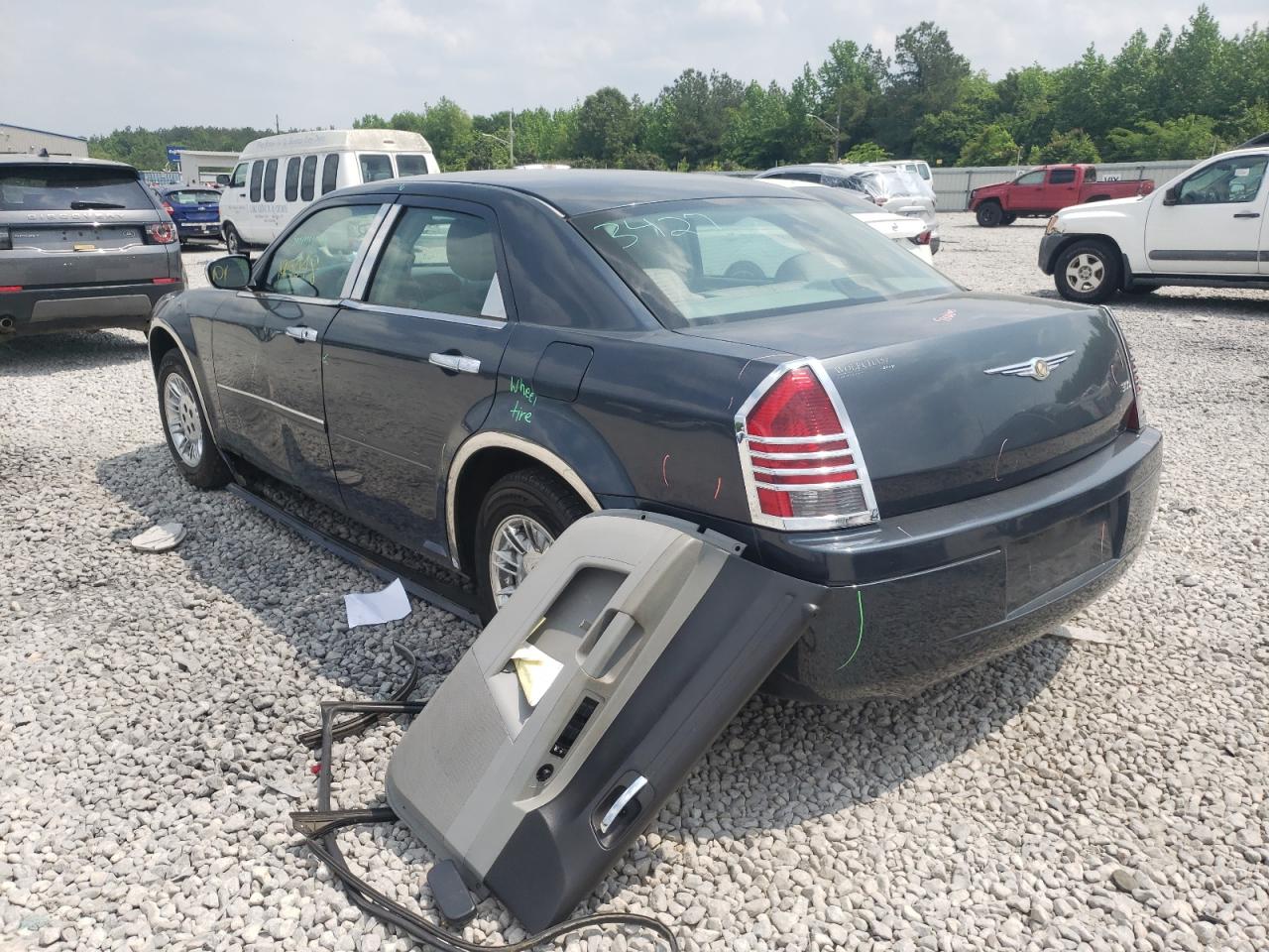 Photo 3 from auction – 2007 CHRYSLER 300 with VIN 2C3KA43R97H731995