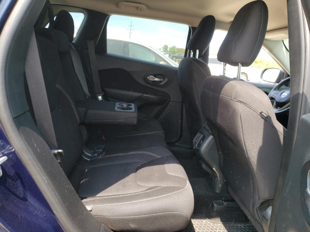 Photo 6 from auction – 2015 JEEP CHEROKEE L with VIN 1C4PJMCSXFW538954