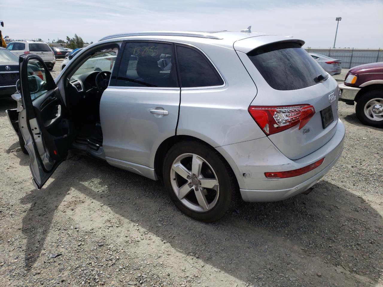 Photo 3 from auction – 2012 AUDI Q5 PREMIUM with VIN WA1LFAFP8CA015232