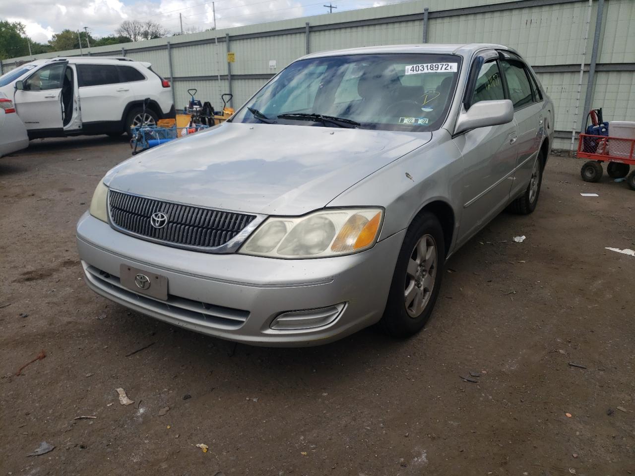 Photo 2 from auction – 2002 TOYOTA AVALON XL with VIN 4T1BF28B72U260489