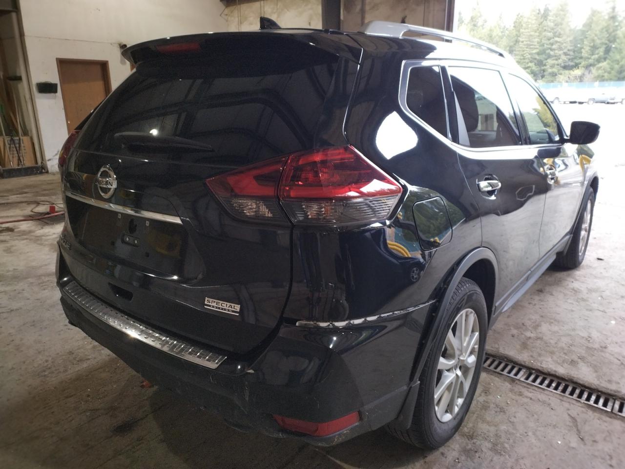 Photo 4 from auction – 2019 NISSAN ROGUE S with VIN 5N1AT2MT8KC802496