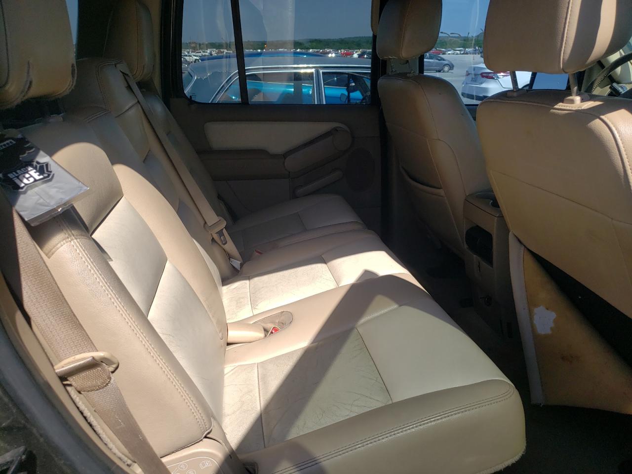 Photo 6 from auction – 2008 FORD EXPLORER E with VIN 1FMEU64E68UA21597