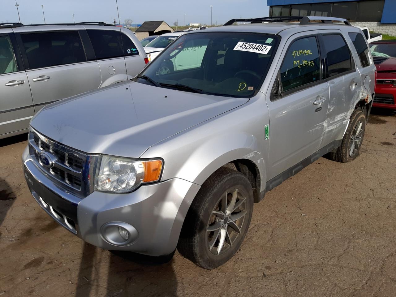 Photo 2 from auction – 2010 FORD ESCAPE LIM with VIN 1FMCU9EGXAKB80679