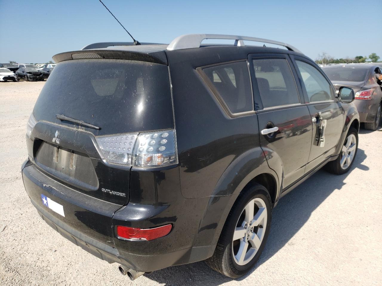Photo 4 from auction – 2007 MITSUBISHI OUTLANDER with VIN JA4MS41X27U009326