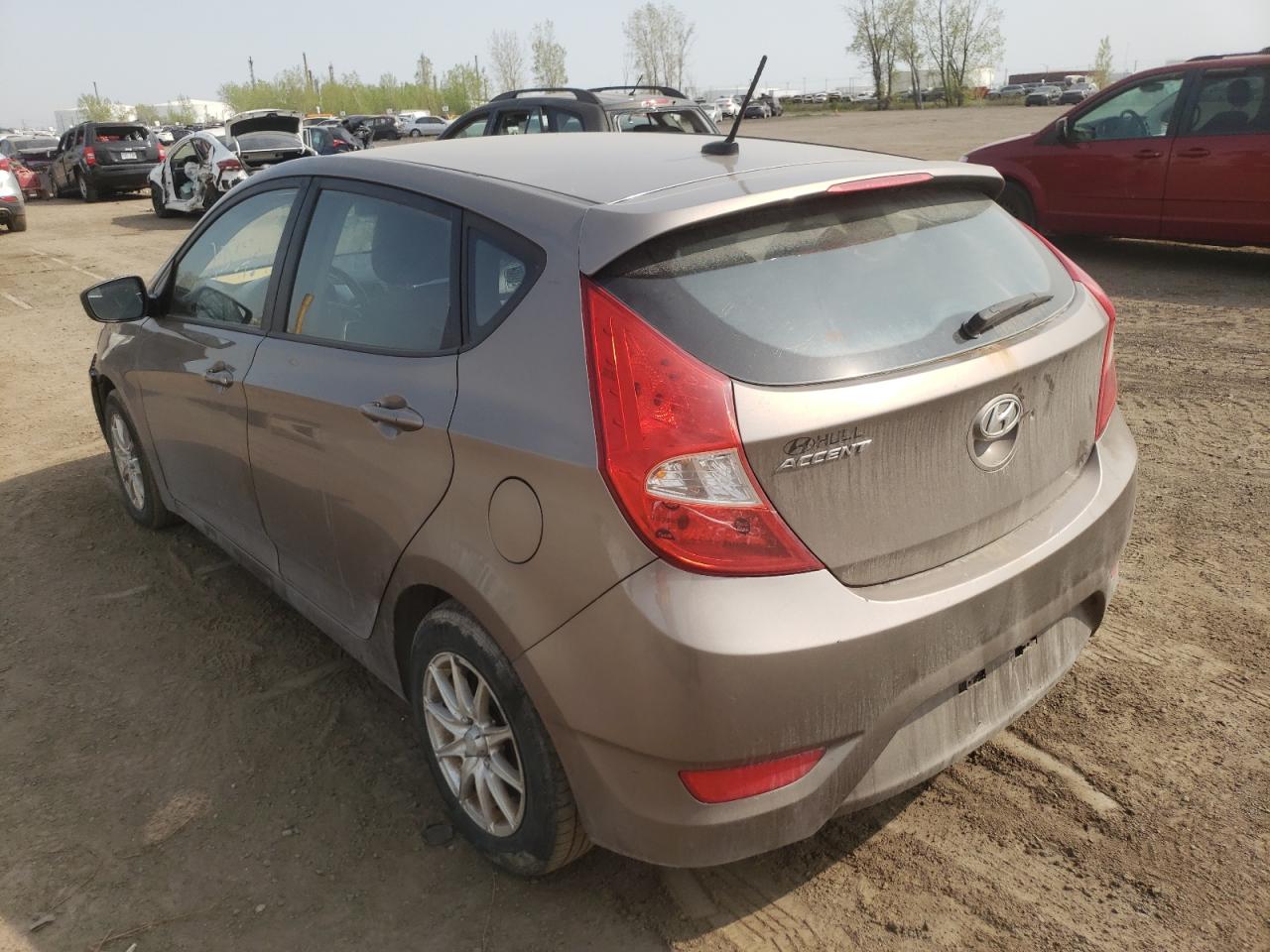 Photo 3 from auction – 2012 HYUNDAI ACCENT GLS with VIN KMHCT5AE7CU037521