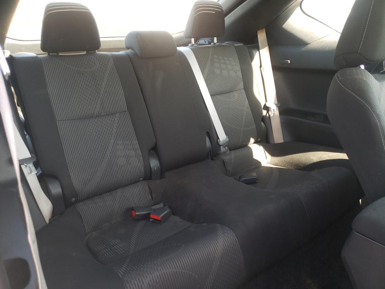 Photo 6 from auction – 2014 TOYOTA SCION TC with VIN JTKJF5C73E3068445