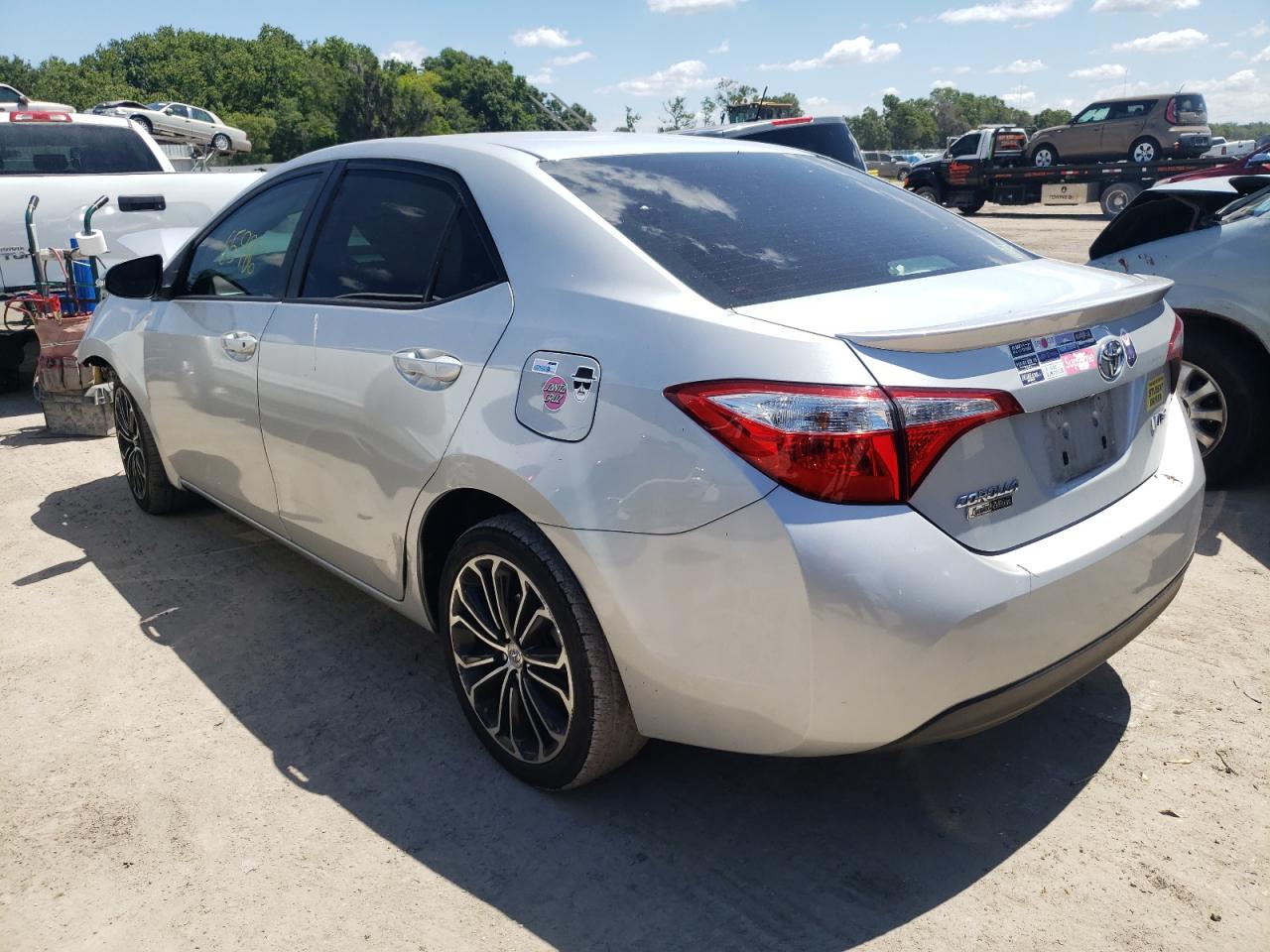 Photo 3 from auction – 2015 TOYOTA COROLLA L with VIN 2T1BURHE6FC317524