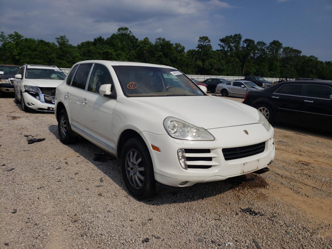PORSCHE CAYENNE 2010 with VIN WP1AA2AP8ALA12176 - Photo from auction
