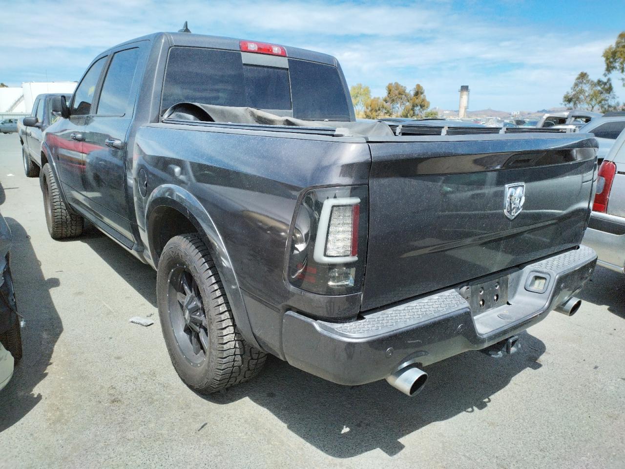 Photo 6 from auction – 2014 RAM 1500 LARAM with VIN 1C6RR6NT6ES190697