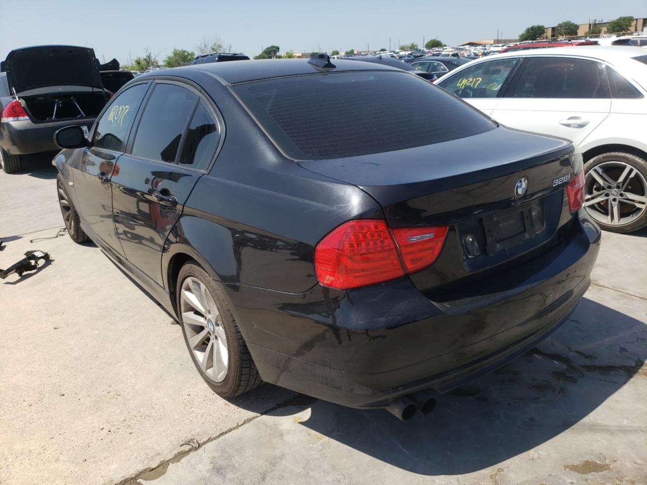 Photo 3 from auction – 2011 BMW 328 I with VIN WBAPH7C57BE681199