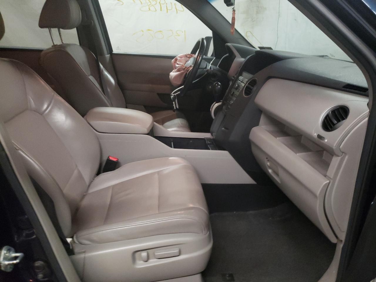 Photo 5 from auction – 2011 HONDA PILOT EXL with VIN 5FNYF4H58BB072366