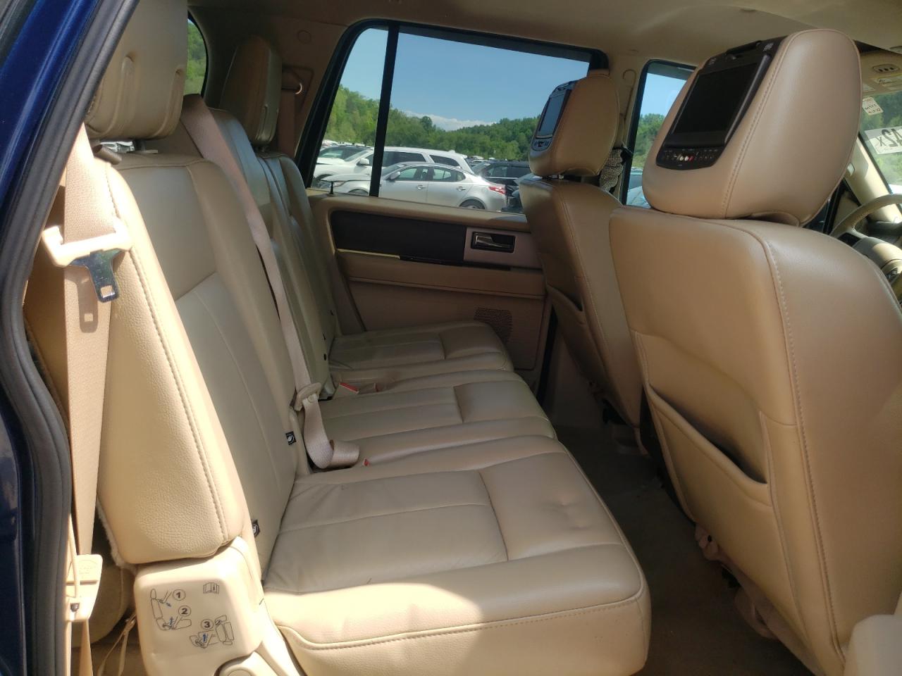Photo 6 from auction – 2012 FORD EXPEDITION with VIN 1FMJK1J5XCEF16870