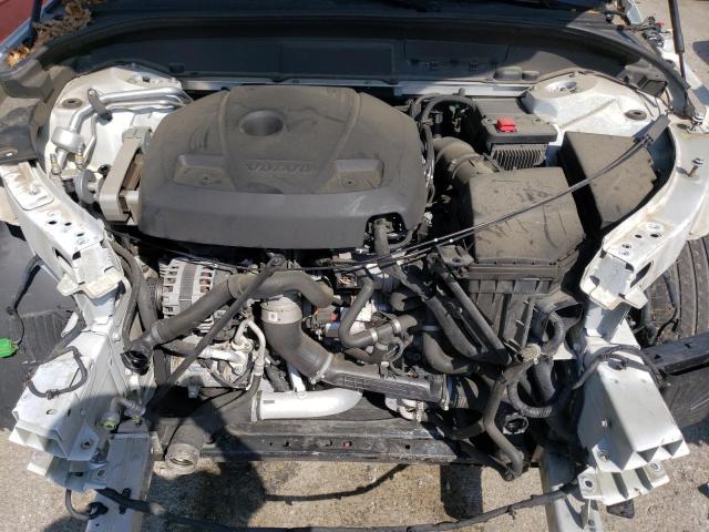 Photo 7 from auction – 2019 VOLVO XC60 T5 with VIN LYV102RK4KB186765