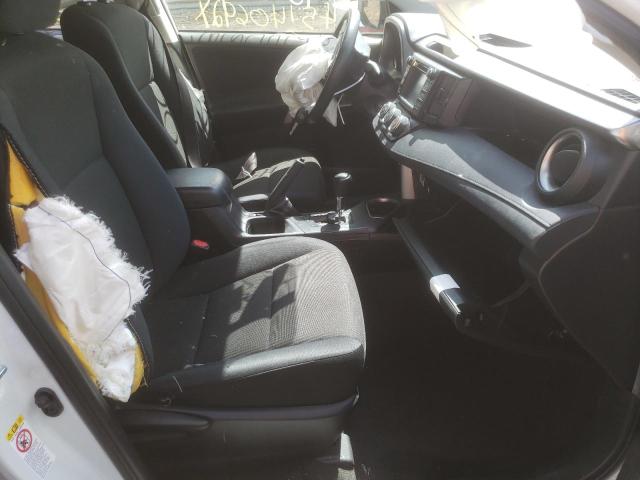 Photo 5 from auction – 2016 TOYOTA RAV4 LE with VIN JTMBFREV6GJ086855