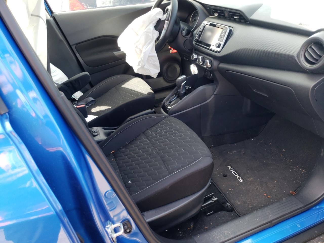 Photo 5 from auction – 2022 NISSAN KICKS S with VIN 3N1CP5BV5NL504085