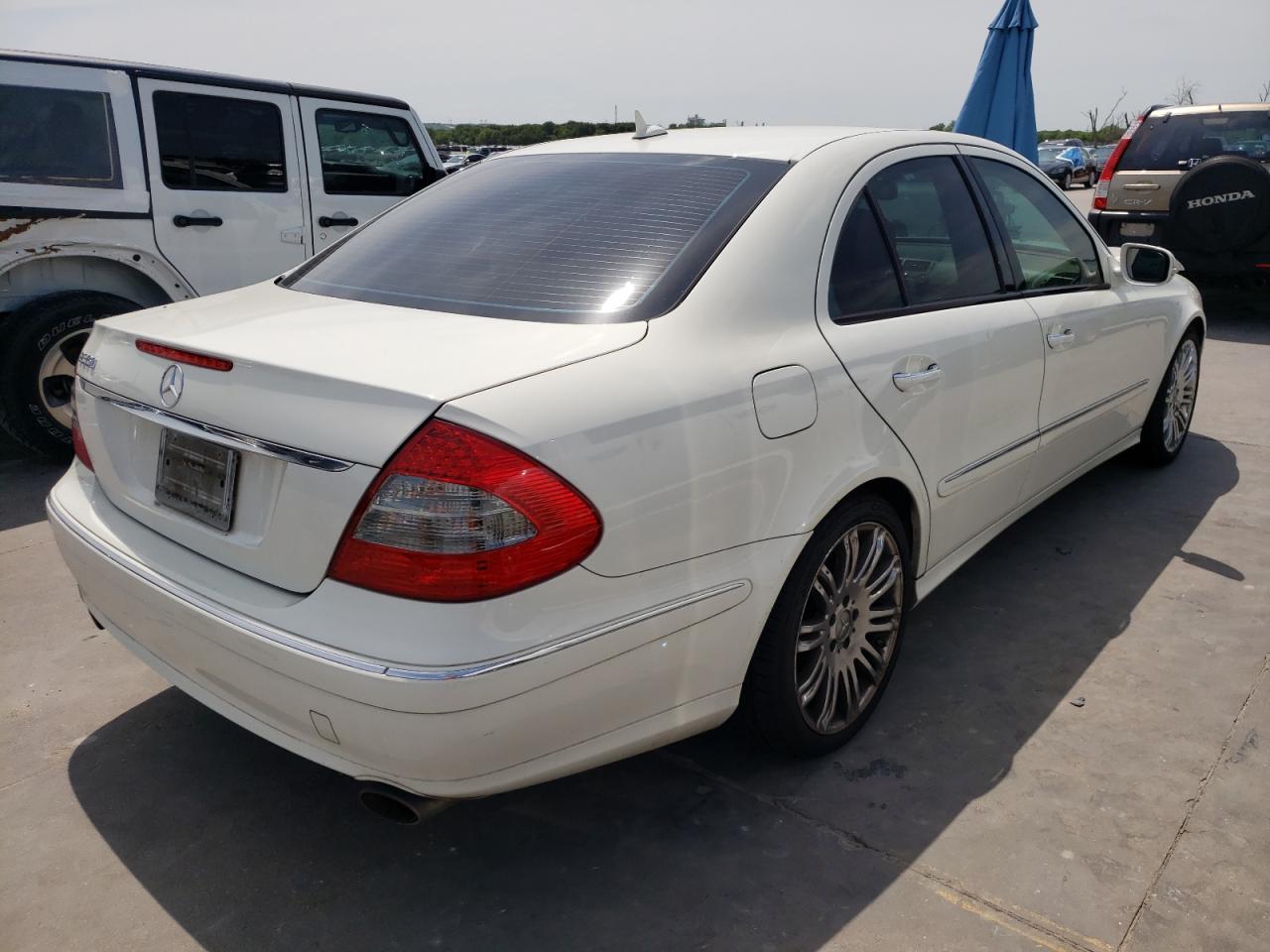 Photo 4 from auction – 2008 MERCEDES-BENZ E 350 with VIN WDBUF56X98B222181
