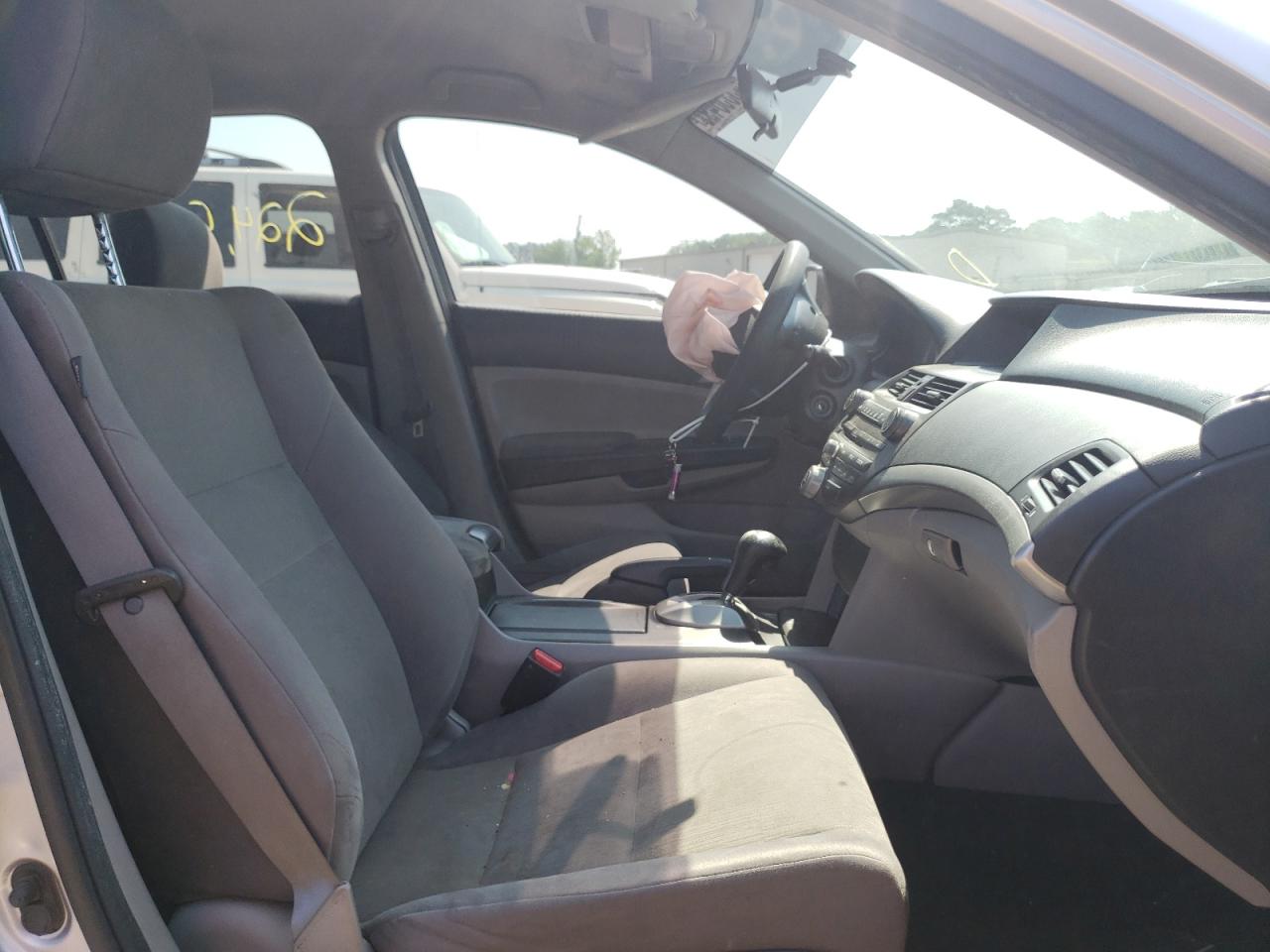 Photo 5 from auction – 2012 HONDA ACCORD LXP with VIN 1HGCP2F47CA177322