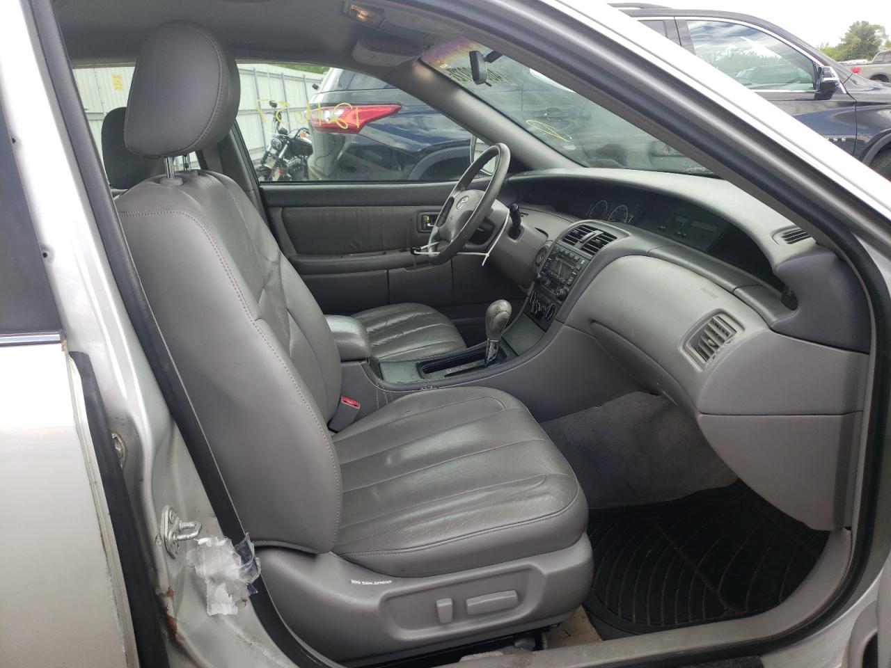 Photo 5 from auction – 2002 TOYOTA AVALON XL with VIN 4T1BF28B72U260489