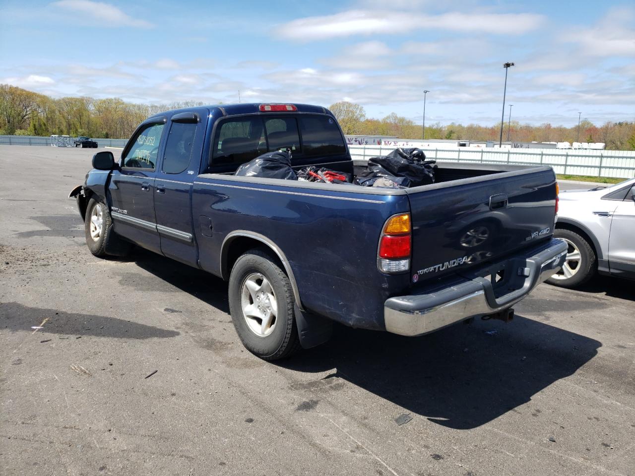 Photo 3 from auction – 2003 TOYOTA TUNDRA ACC with VIN 5TBBT44153S348168