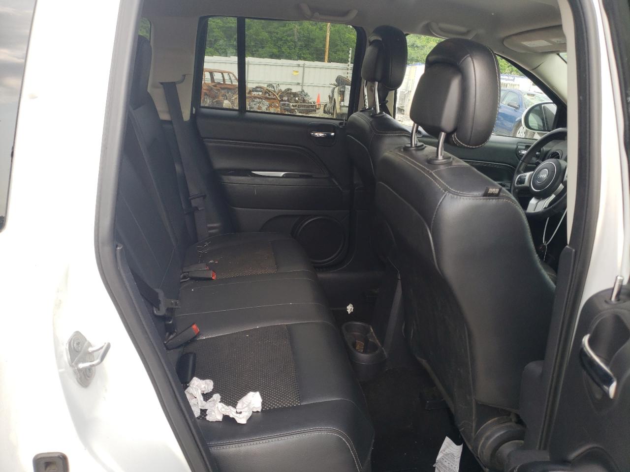 Photo 6 from auction – 2016 JEEP COMPASS LA with VIN 1C4NJCEA4GD584279